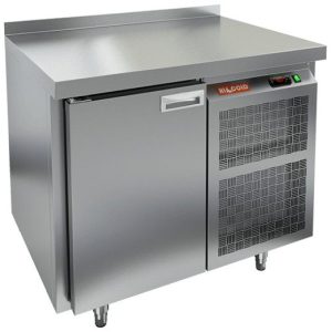 GN 1/BT стол охл. (-10-18), 1 дверь, 900х700х850мм, HICOLD RUS